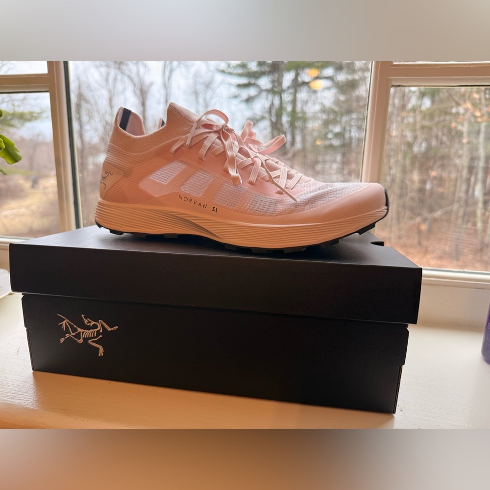 Arc’teryx Women’s Norvan 9 Trail Running Shoe – Rose